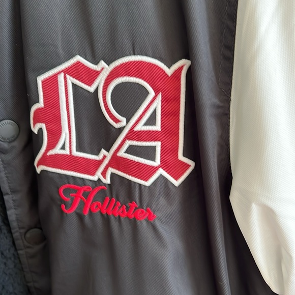 Hollister Sherpa Lined Varsity Bomber Jacket - Picture 3 of 5